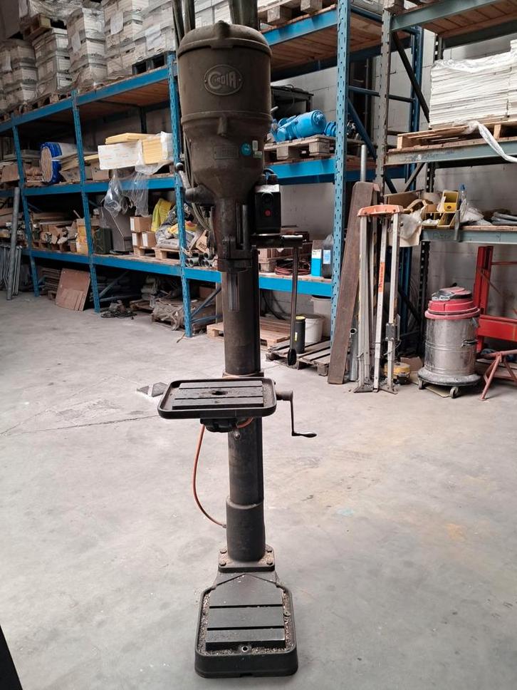 Cordia Kolomboormachine - Verzamelobject, Doe-het-zelf en Verbouw, Gereedschap | Boormachines, Gebruikt, Kolomboormachine, Klopboormechanisme