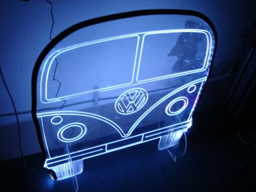 Gebruikt: VW bus afbeelding op plexiglas, LED verlicht., Auto diversen, Overige Auto diversen, Ophalen