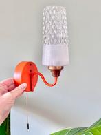 Vintage oranje wandlamp muurlamp lampenkap, Huis en Inrichting, Lampen | Wandlampen, Ophalen of Verzenden, Gebruikt, Glas