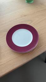 Dibbern bord 21cm Bordeauxrood, Huis en Inrichting, Gebruikt, Ophalen of Verzenden, Bord(en), Overige stijlen