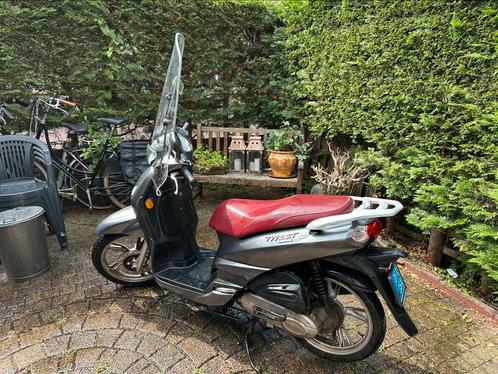 Peugeot tweet, Fietsen en Brommers, Scooters | Peugeot, Gebruikt, Overige modellen, Maximaal 25 km/u, Benzine, Ophalen