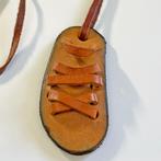 Bruin lederen sandaal ketting, Gebruikt, Bruin, Ophalen of Verzenden, Overige materialen