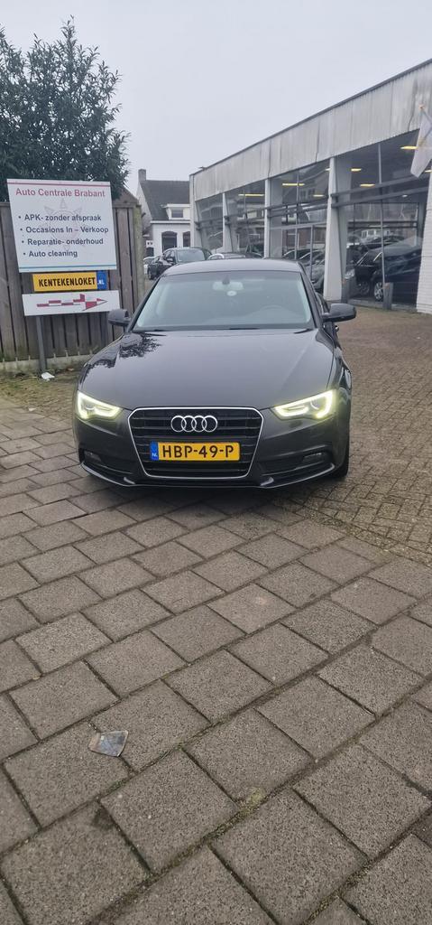 Audi A5 1.8 Tfsi 125KW Sportback M-tr 2012 Grijs, Auto's, Audi, Bedrijf, A5, Benzine, Hatchback, Automaat, Geïmporteerd, Zilver of Grijs