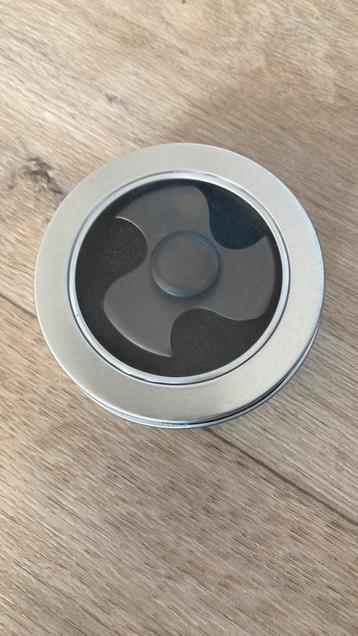 Metalen fidget spinner (betalen bij ophalen) beschikbaar voor biedingen