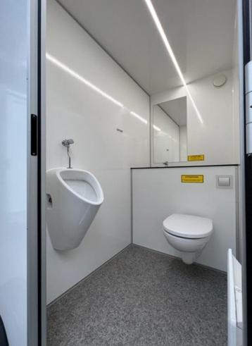 Toiletwagen 1-1-1 te huur, huren beschikbaar voor biedingen