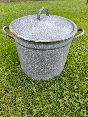 Emaille wasketel beschikbaar voor biedingen