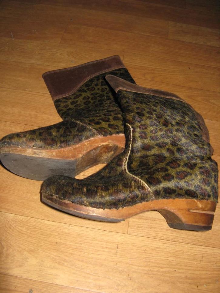 Sanita klomplaarsjes luipaard/panterprint maat 37, Kleding | Dames, Schoenen, Zo goed als nieuw, Hoge laarzen, Bruin, Ophalen of Verzenden