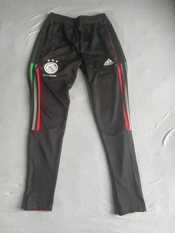 Trainingsbroek Ajax Daily Paper Adidas beschikbaar voor biedingen