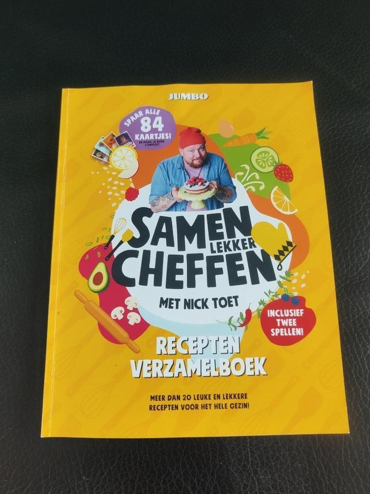 Jumbo Samen Lekker Cheffen met Nick – Toet Compleet+ album., Verzamelen, Supermarktacties, Jumbo, Ophalen of Verzenden