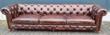 XL Chesterfield bank vintage bruin leer + BEZORGING GRATIS  beschikbaar voor biedingen