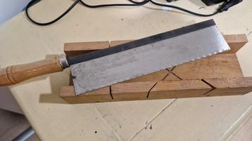 Verstekzaagje voor Precisiewerk beschikbaar voor biedingen