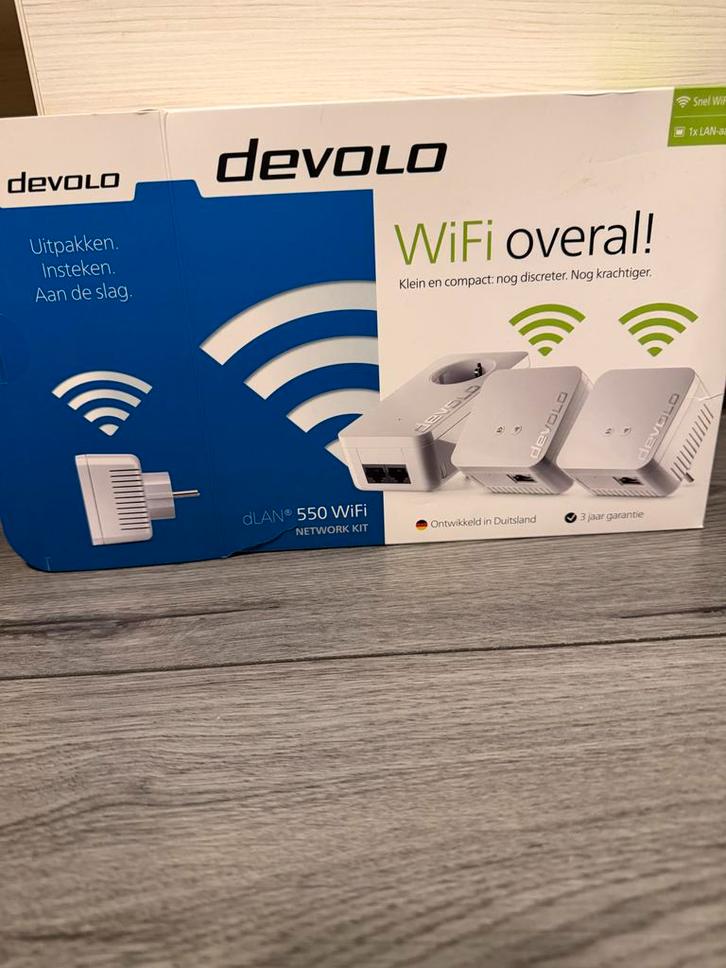 Devolo dLAN 550 WiFi 3x Powerline adapters Netwerkkit, Computers en Software, WiFi-versterkers, Zo goed als nieuw, Ophalen