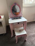 Leuke houten kaptafel met stoel, Ophalen, Zo goed als nieuw, Hout, Speelkeuken