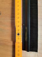 HandsOn deuren tochtstrip 85cm, met borstel en schroefjes, Ophalen, Overige materialen, Minder dan 4 cm