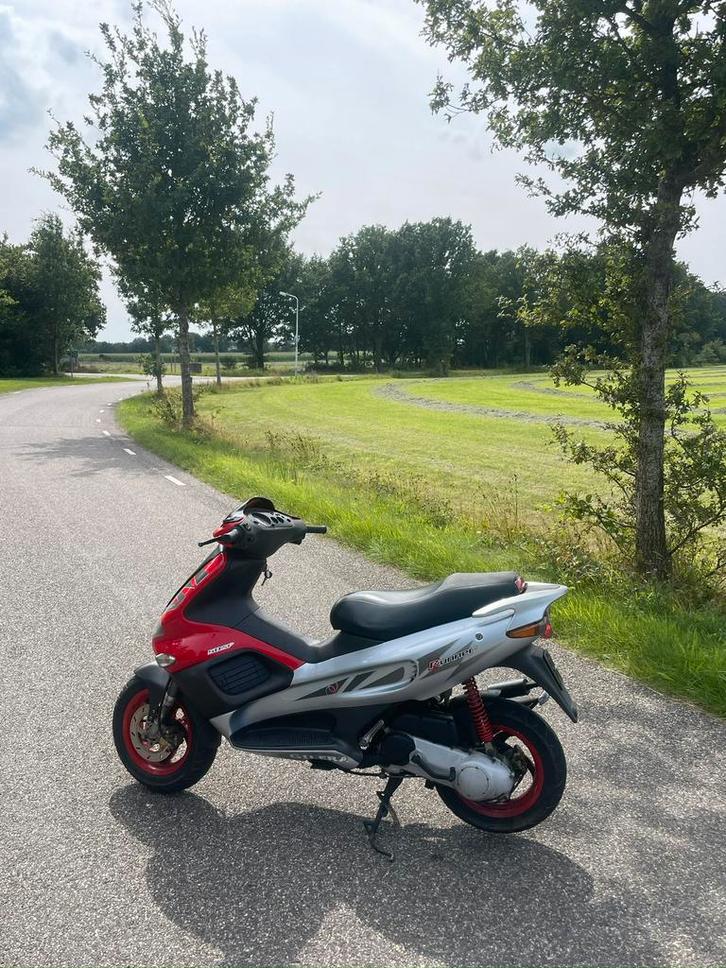 Gilera Runner 50CC I Duitse papieren I Alles werkt, Fietsen en Brommers, Scooters | Piaggio, Zo goed als nieuw, Overige modellen