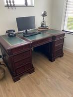 Bureau Chesterfield inclusief bureaustoel, Antiek en Kunst, Ophalen