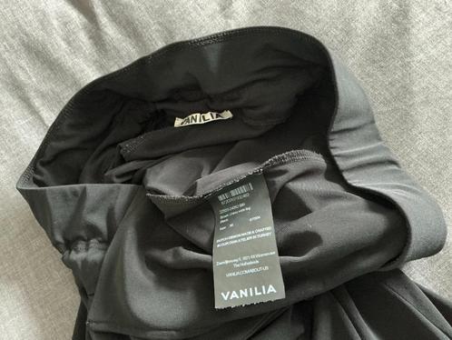 Zwarte broek , Vanilia, mt 38, Kleding | Dames, Broeken en Pantalons, Zo goed als nieuw, Maat 38/40 (M), Zwart, Lang, Ophalen of Verzenden