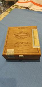 kistje sigaren leeg Balmoral Highlands  in hout, Ophalen of Verzenden, Zo goed als nieuw, Tabaksdoos of Verpakking