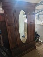 Antieke kledingkast gratis afhalen, Antiek en Kunst, Antiek | Meubels | Kasten, Ophalen of Verzenden