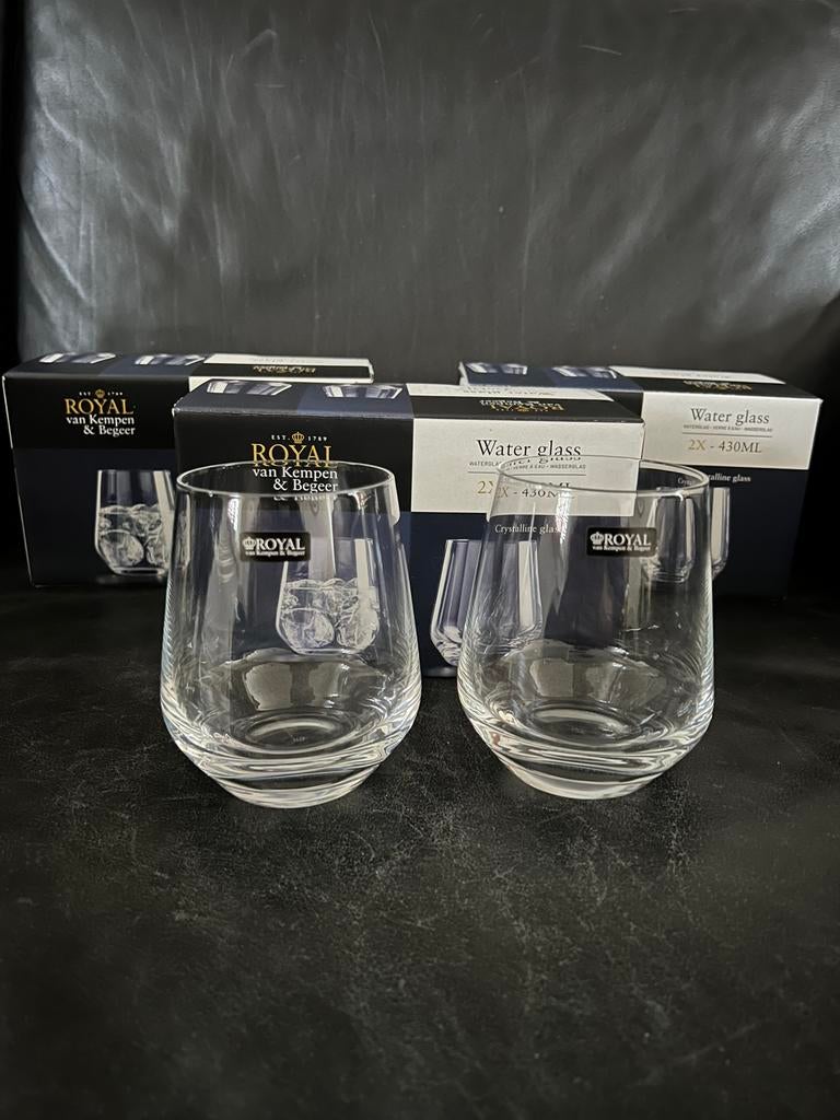 Waterglazen Royal Vkb., Ophalen, Zo goed als nieuw, Bierglas