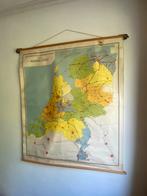 Kaart schoolplaat nederland vintage, Antiek en Kunst, Antiek | Schoolplaten, Ophalen, Aardrijkskunde