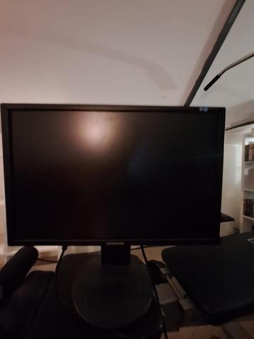 Samsung 2443BW 24 inch Monitor beschikbaar voor biedingen
