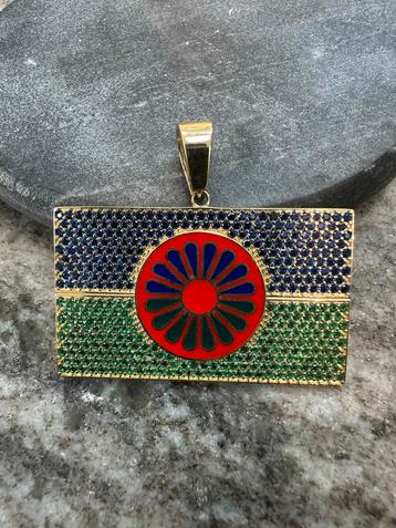 14k Gouden Roma & Sinti Vlag Hanger beschikbaar voor biedingen