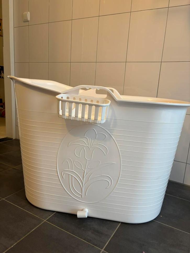 Zitbad Bath Bucket 200L, Huis en Inrichting, Badkamer | Complete badkamers, Zo goed als nieuw, Ophalen