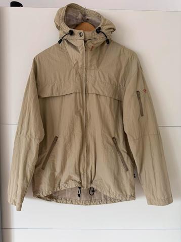 Fjallraven Wind jas Maat S beschikbaar voor biedingen