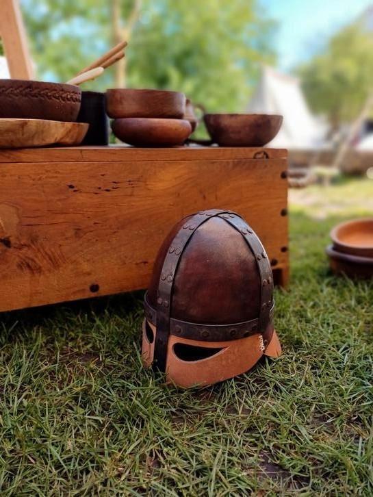 Leren Viking Helm(en), Hobby en Vrije tijd, Kostuums, Theaterbenodigdheden en LARP, Nieuw, Ophalen of Verzenden