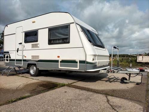 Caravan Chateau Calista met mover, voortent en toilet ruimte, Caravans en Kamperen, Caravans, Particulier, tot en met 4, 1000 - 1250 kg