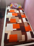 Een person bed met matras, 85 tot 100 cm, Ophalen of Verzenden, Zo goed als nieuw, Matras