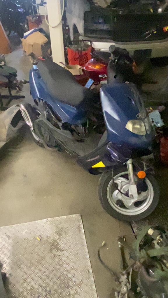 Tgb 303 DR 70cc, Fietsen en Brommers, Snorfietsen en Snorscooters, Zo goed als nieuw, Overige merken, Tweetakt, Ophalen