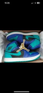 Nike Jordan 1 mid, Kleding | Dames, Schoenen, Ophalen of Verzenden