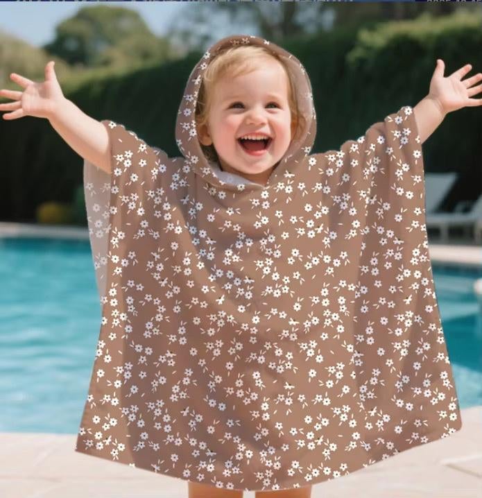 Badponcho - badhanddoek voor kinderen - bruin bloemen, Kinderen en Baby's, Kinderkleding | Kinder-zwemkleding, Ophalen of Verzenden