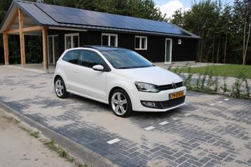 Volkswagen Polo 1.2 TSI DSG 2011 Wit, Pano beschikbaar voor biedingen