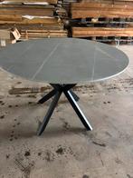 Granieten tafel voor binnen/buiten, Huis en Inrichting, Tafels | Eettafels, Rond, Nieuw, Ophalen of Verzenden, 100 tot 150 cm