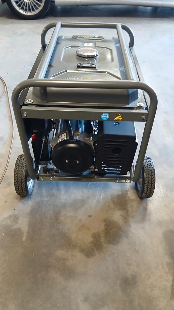 KARCHER PG8/3, Doe-het-zelf en Verbouw, Aggregaten, Nieuw, Benzine, Minder dan 5 kVA, Ophalen