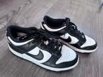Nike Dunk Low Panda - Maat 37,5 - Gedragen, Kleding | Dames, Schoenen, Ophalen of Verzenden, Gedragen, Zwart, Sneakers of Gympen