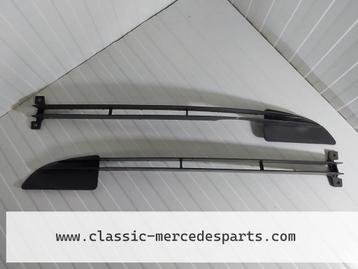 Bumperroosters / radiatorgrille Mercedes W123 Links en recht beschikbaar voor biedingen
