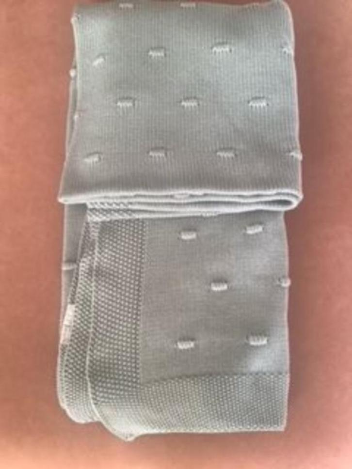 Meyco deken ledikantdeken knots babydeken 120 x 190 cm, Kinderen en Baby's, Dekens, Slaapzakjes en Inbakerproducten, Zo goed als nieuw