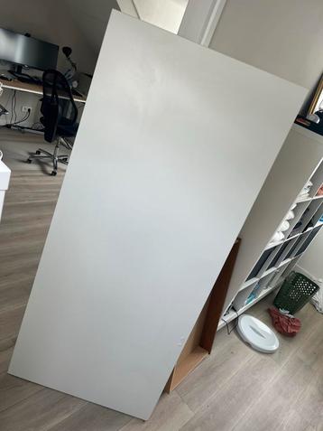 Groot Melamine Bureaublad 180x80cm beschikbaar voor biedingen