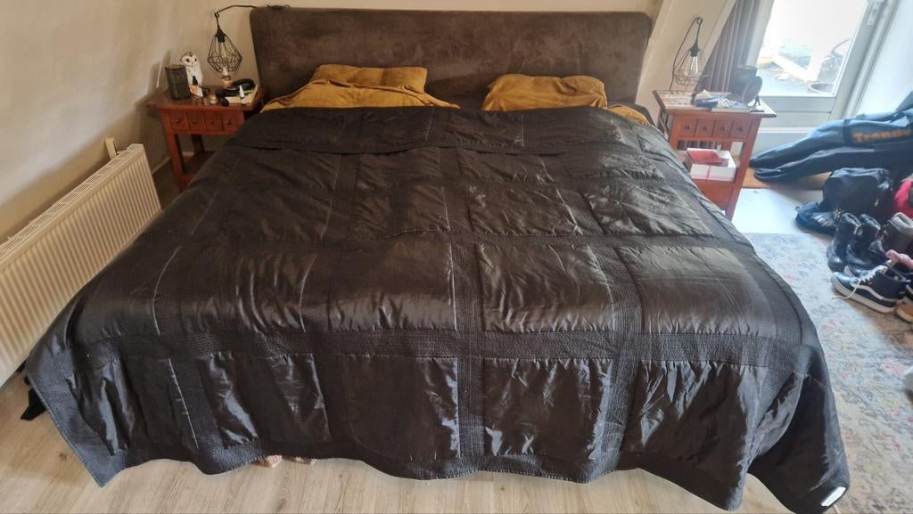 Bedsprei Damai zwart 260 x 280, Zwart, Overige typen, Tweepersoons, Ophalen of Verzenden