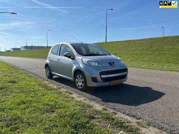 Peugeot 107 1.0-12V Sublime beschikbaar voor biedingen