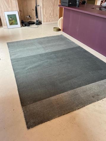Vloerkleed Varjo Rug van Muuto - Donkergroen - 170x240cm beschikbaar voor biedingen