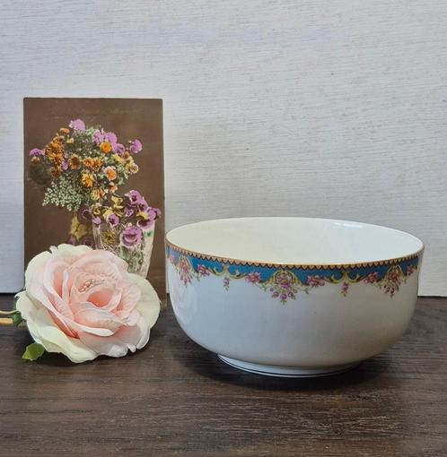 Limoges porseleinen schaaltje, Antiek en Kunst, Antiek | Porselein, Ophalen of Verzenden