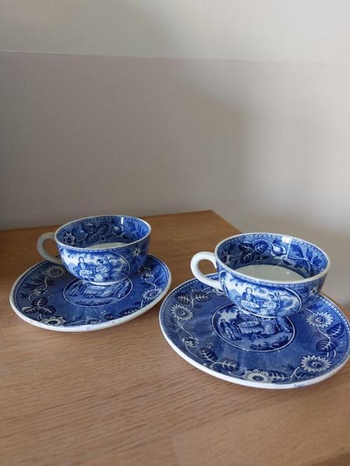 2 Kop en schotels (Tea Drinker) blauw, Antiek en Kunst, Antiek | Servies los, Ophalen of Verzenden