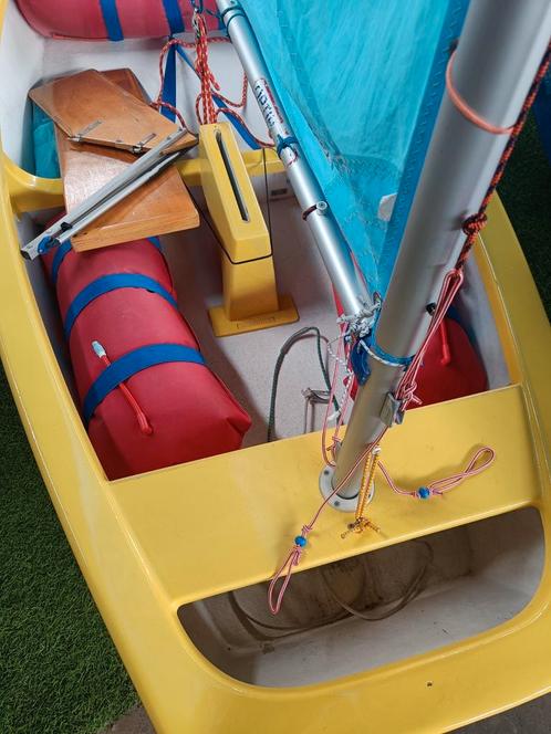 Vrolijke Optimist, Watersport en Boten, Open zeilboten, Gebruikt, Optimist, Minder dan 3 meter, Polyester, Geen motor, Overige brandstoffen