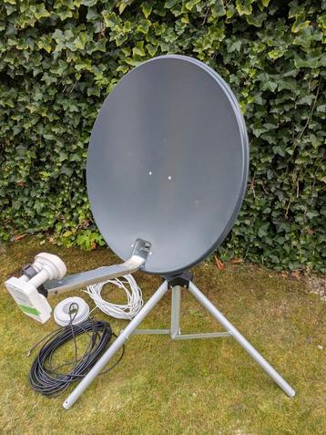 Schotelantenne Set met Driepoot & Hirschmann duo-LNB beschikbaar voor biedingen