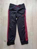 Adidas trainingsbroek meisje maat 140, Kinderen en Baby's, Adidas, Gebruikt, Meisje, Sport- of Zwemkleding